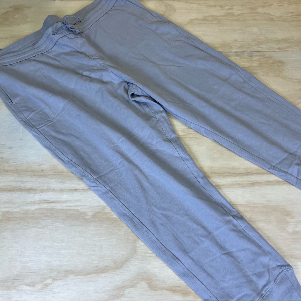 Barefoot Dreams Gray Pajama Set - Picture 3 of 14